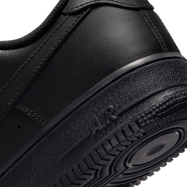 Nike Air Force 1 Triple Black