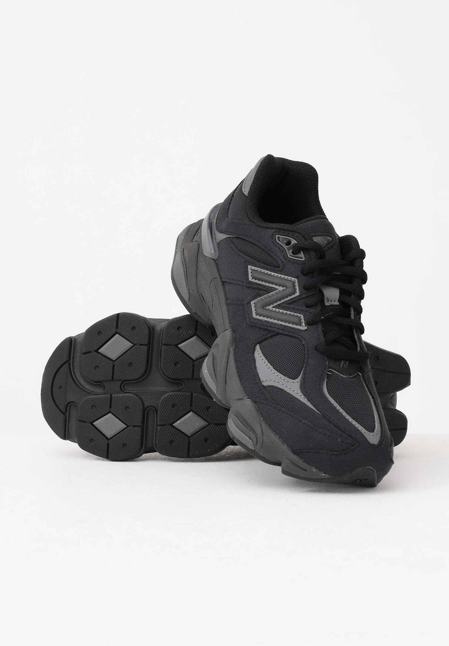 New Balance 9060 Black (GS)
