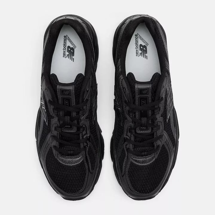 New Balance 740 Triple Black