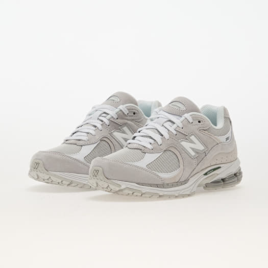 New Balance 2002 Beige
