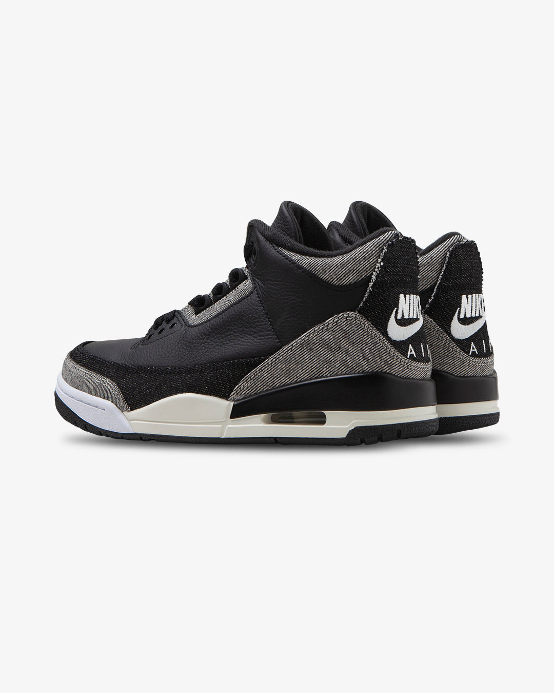 Jordan 3 Retro x Levi’s Black