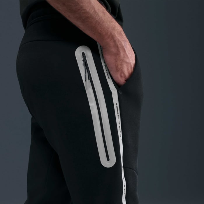 NIKE Tech Fleece Joggers Black White Reflective