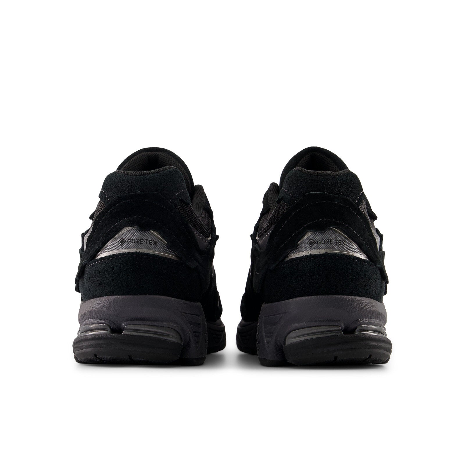 New Balance 2002R Gore-Tex Protection Pack Black Magnet