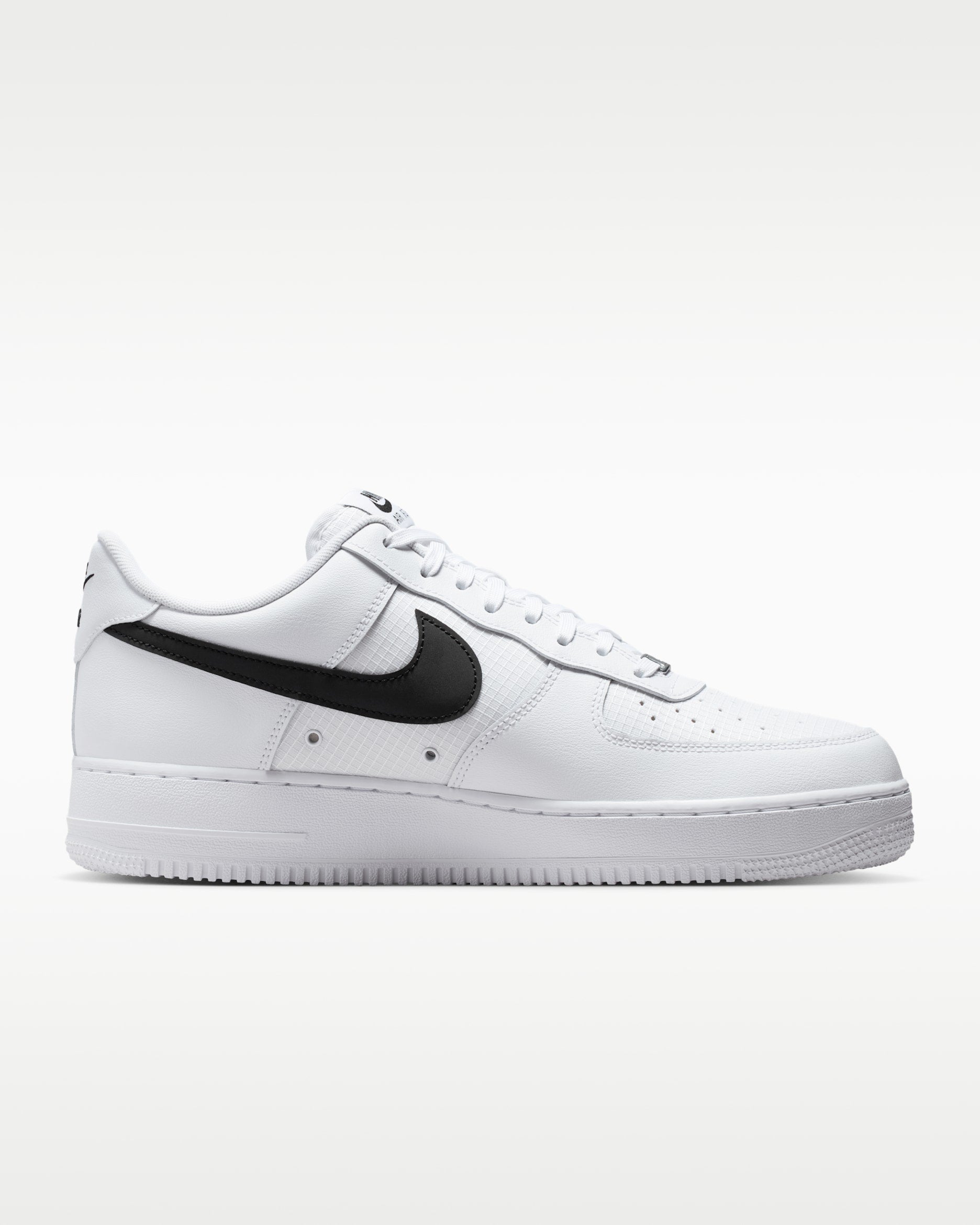 Nike Air Force 1 '07 LV8 Tech White
