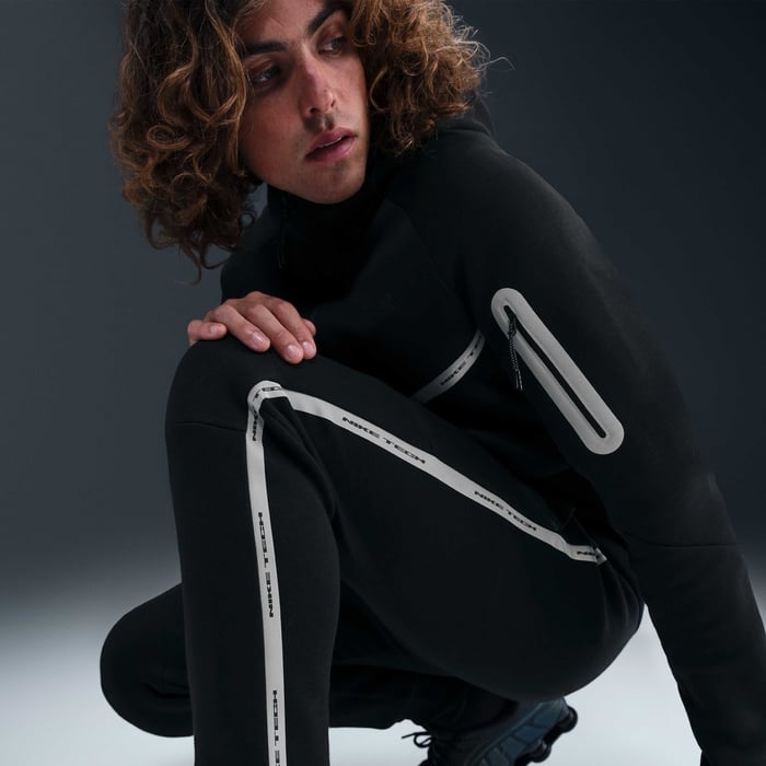 NIKE Tech Fleece Joggers Black White Reflective