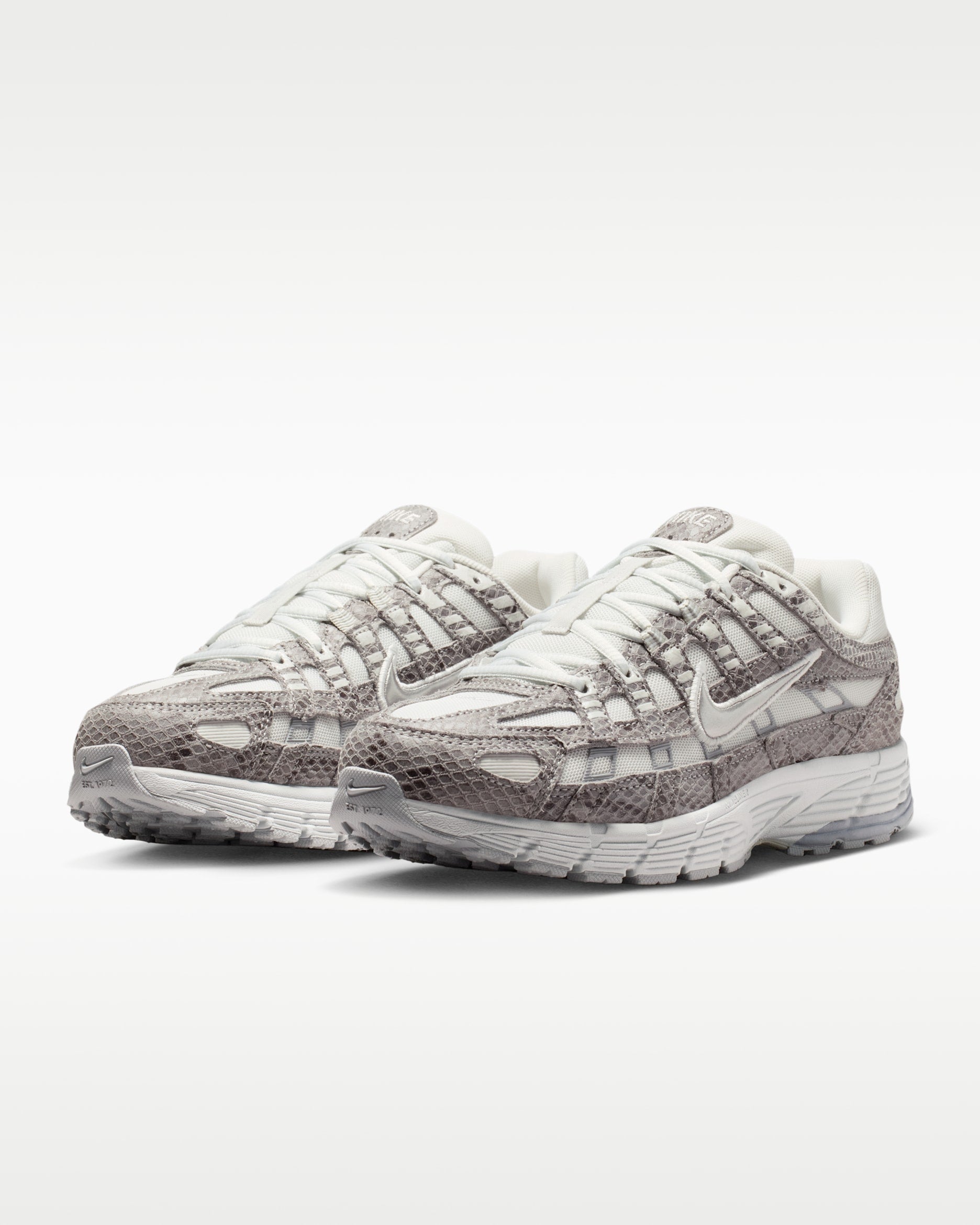 Nike P-6000 Se Light Bone/ Light Bone-Black (Women's)