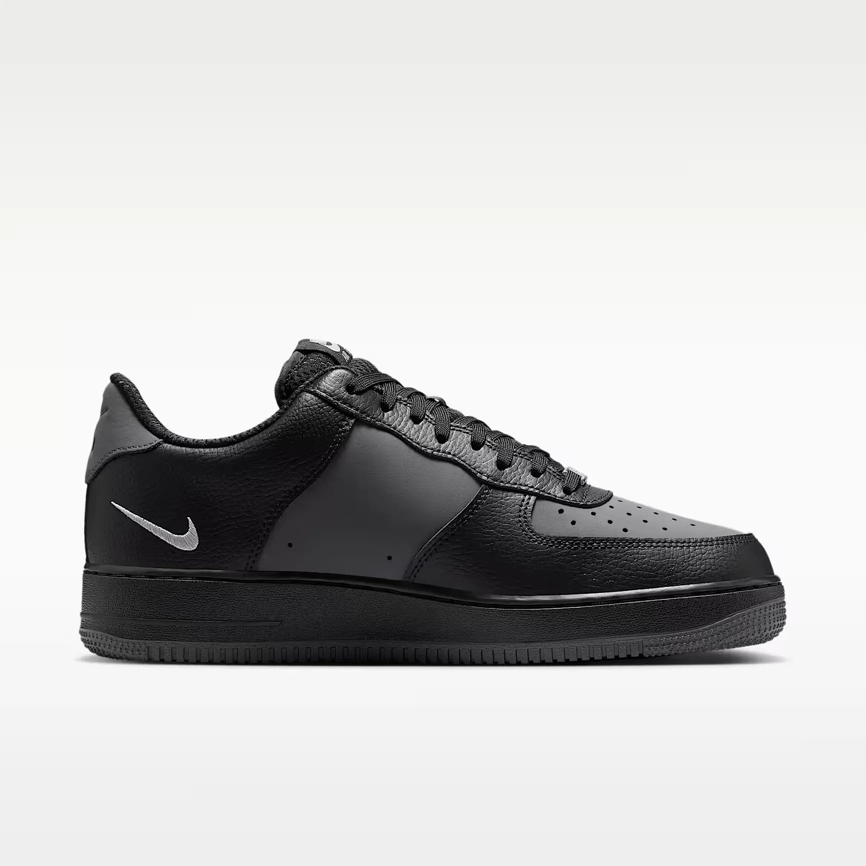 Nike Air Force 1 Low '07 LV8 Black Light Smoke Grey