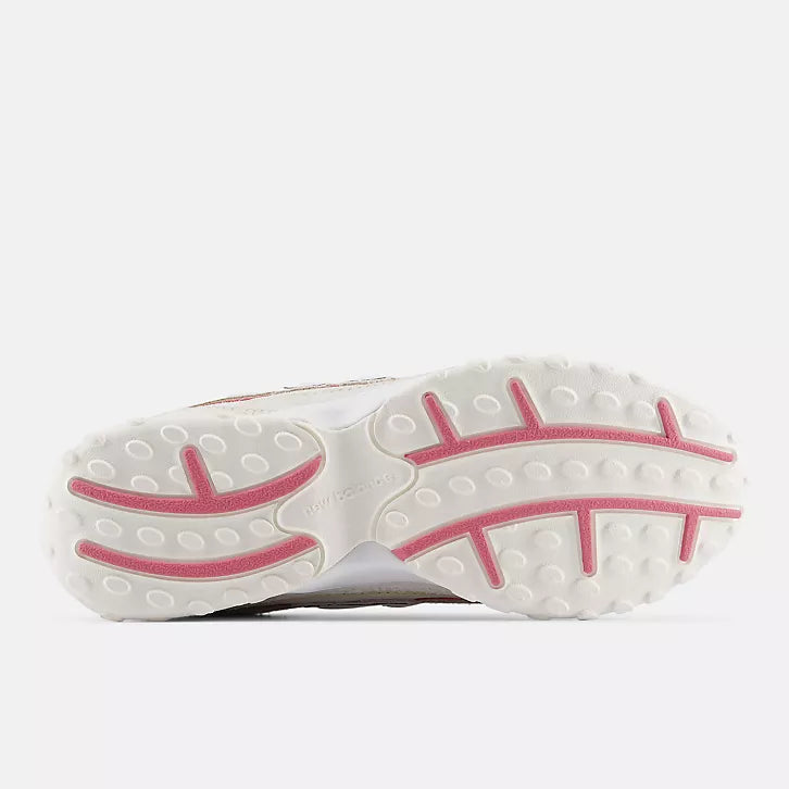 New Balance 204L Sea Salt Bone Pink Eraser