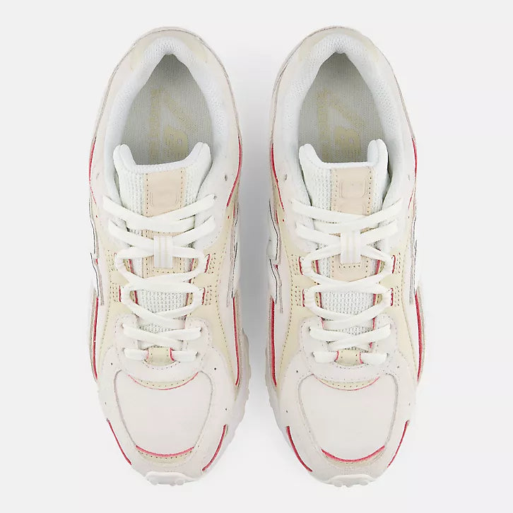 New Balance 204L Sea Salt Bone Pink Eraser