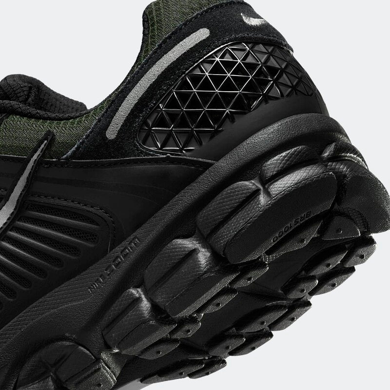 Nike Zoom Vomero 5 Black Sequoia