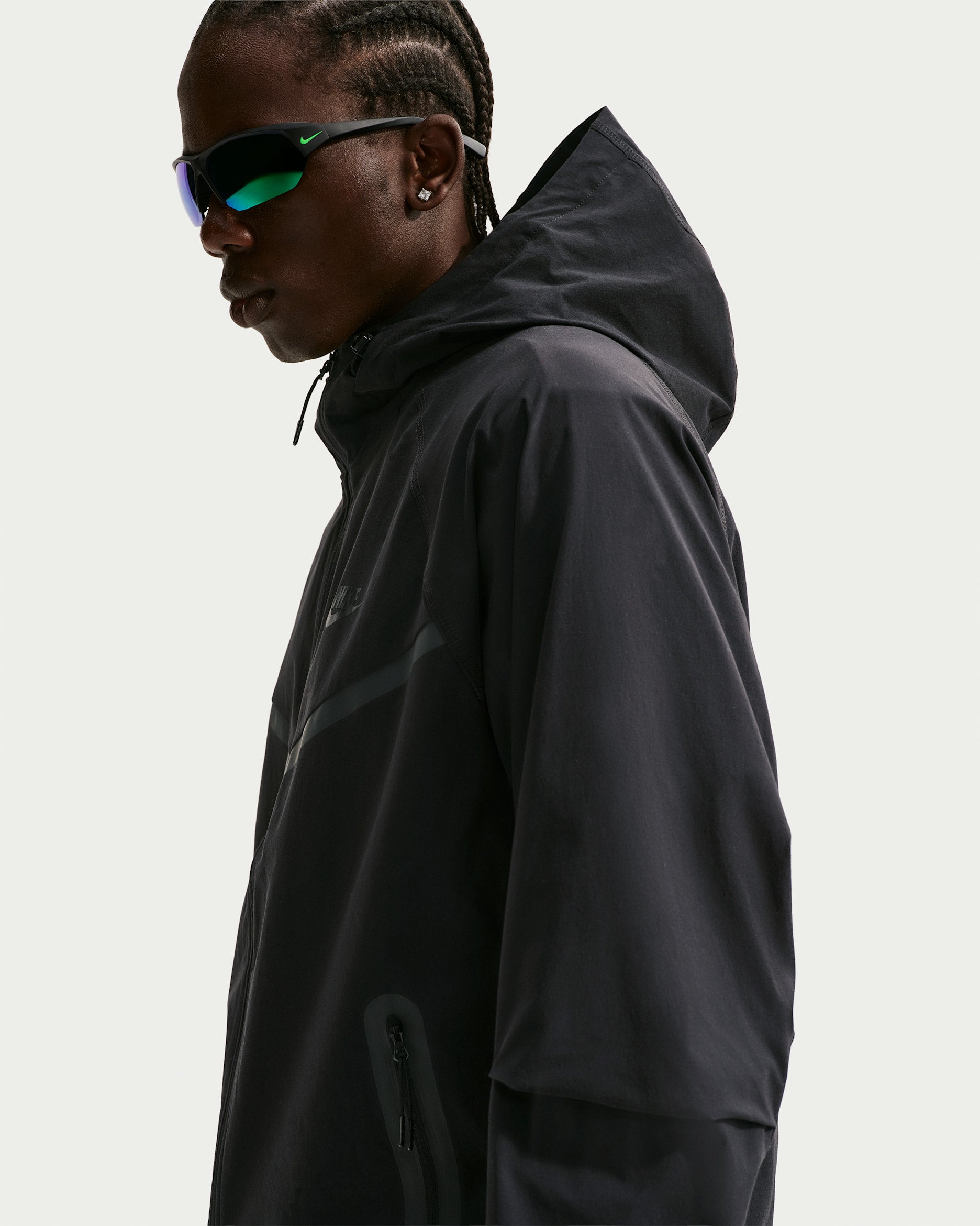 NIKE Tech Woven Windrunner Full-Zip Jacket BLACK