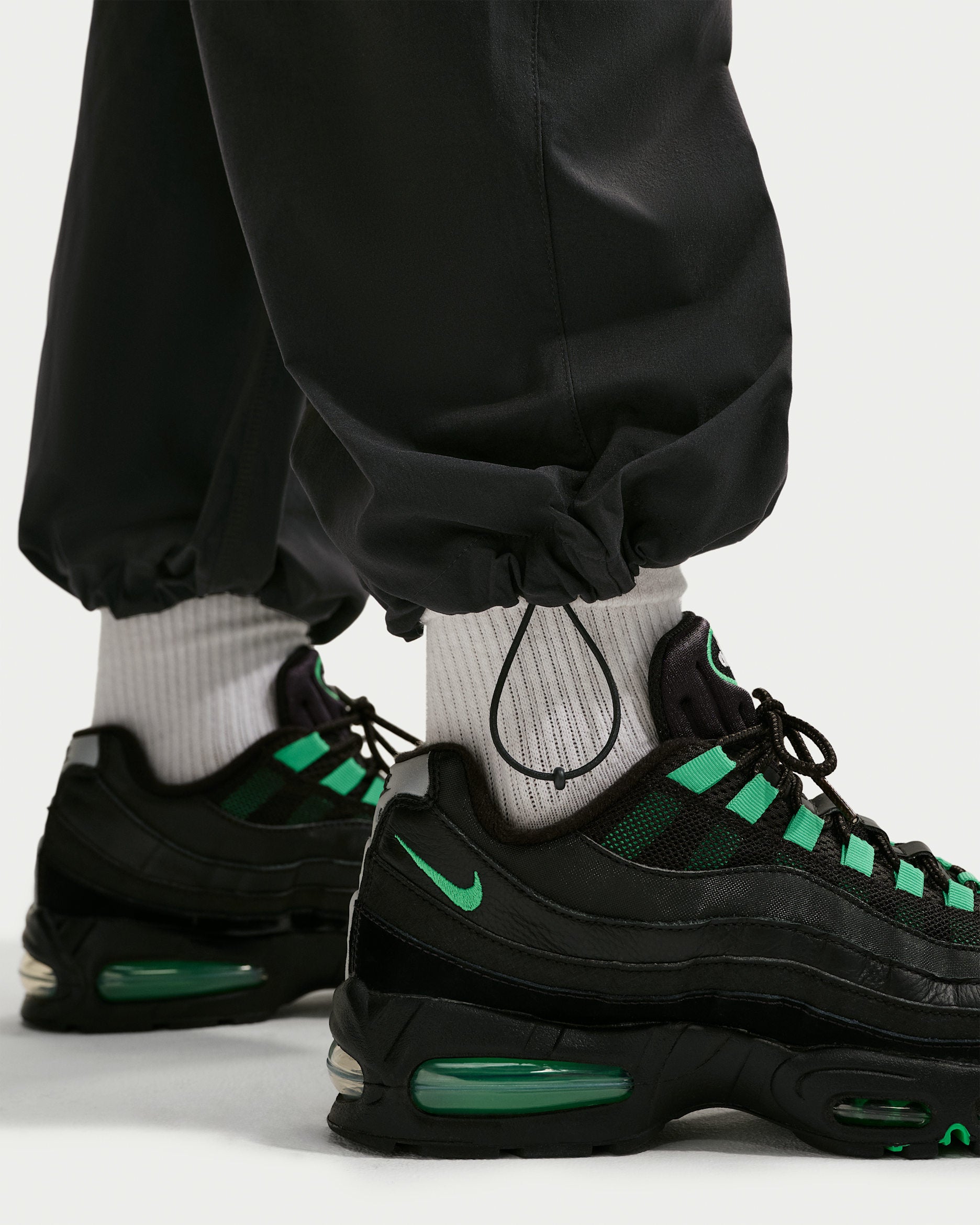 Nike Tech Men's Woven Pants Black