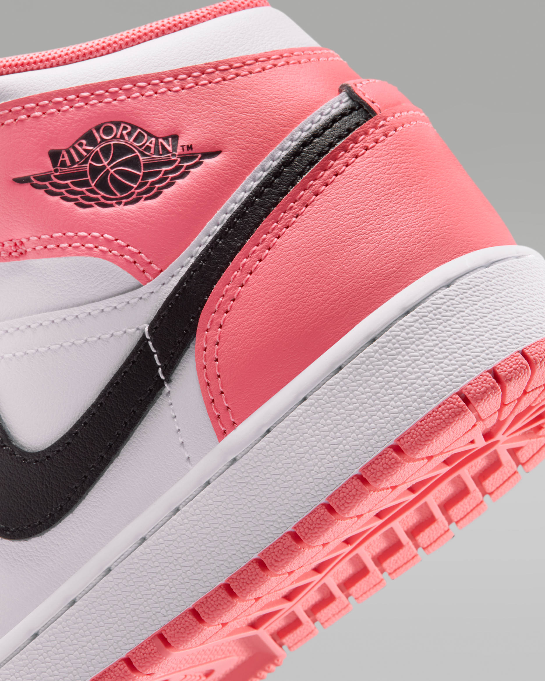 Jordan 1 Mid Pink Gaze (GS)