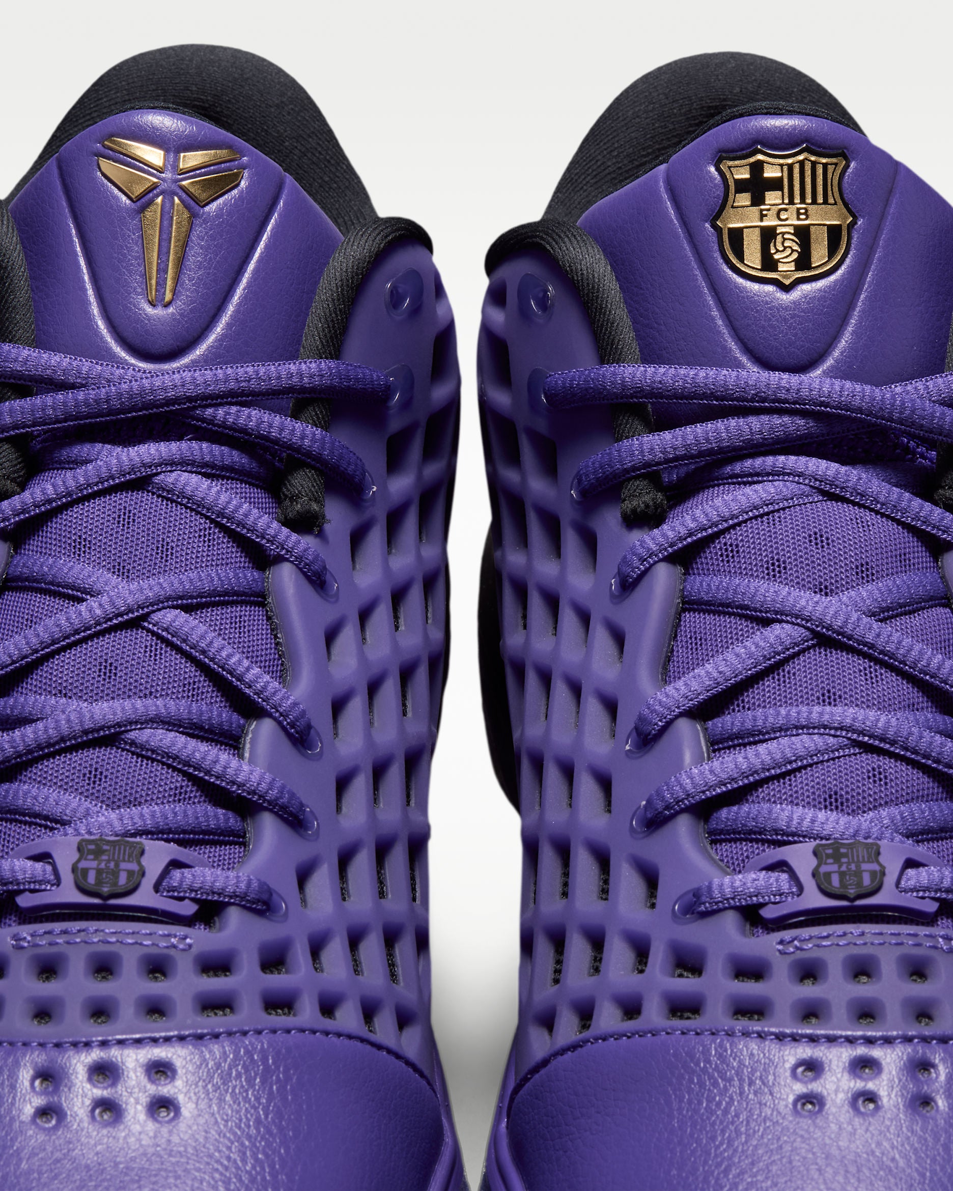 Nike Kobe 3 Low Protro FC Barcelona Black/Metallic Gold/Electro Purple
