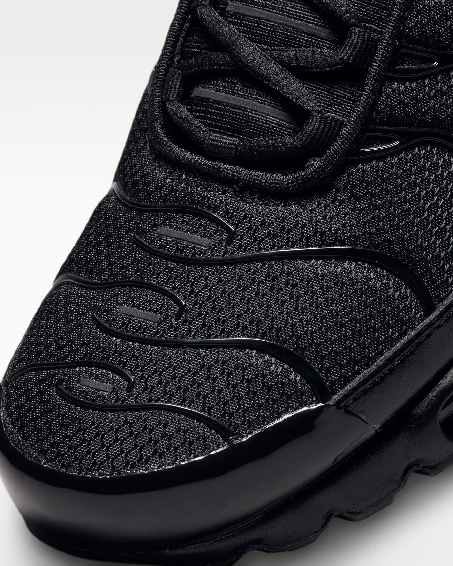 Nike Air Max Plus TN Triple Black