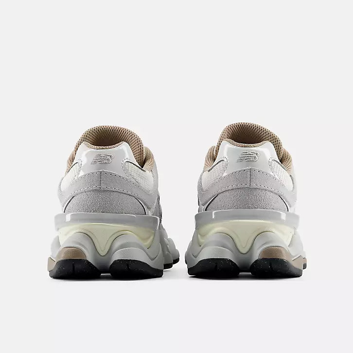New Balance 9060 Driftwood/Sea Salt