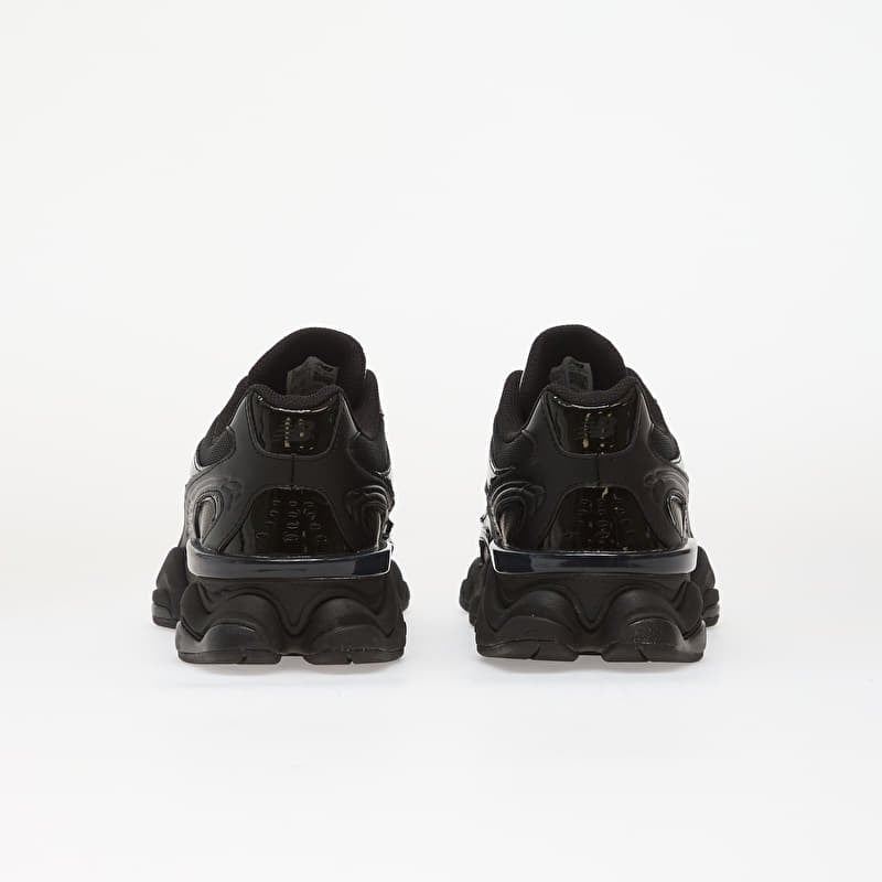 New Balance 9060R Triple Black