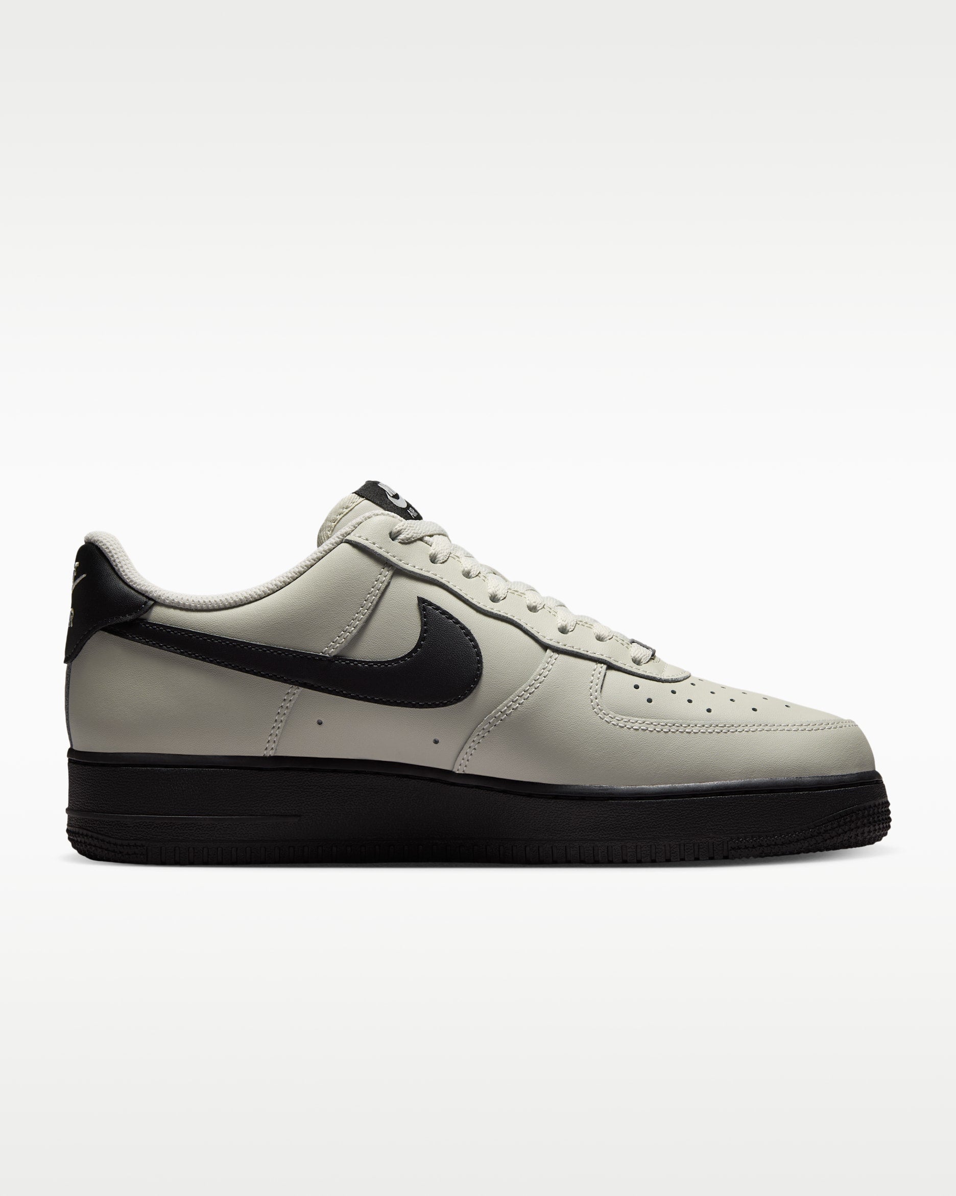 Nike Air Force 1 '07 Light Bone Black