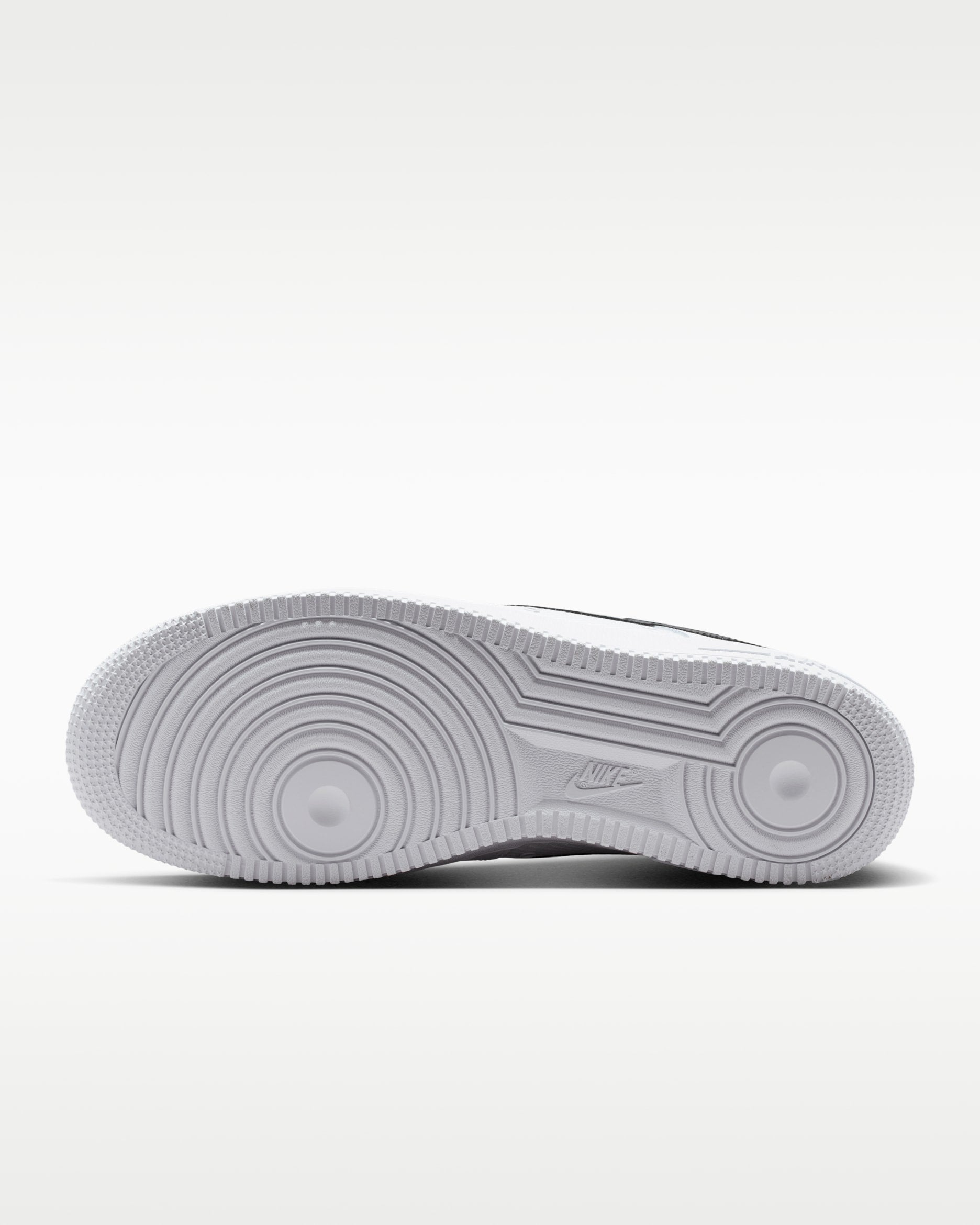 Nike Air Force 1 '07 LV8 Tech White