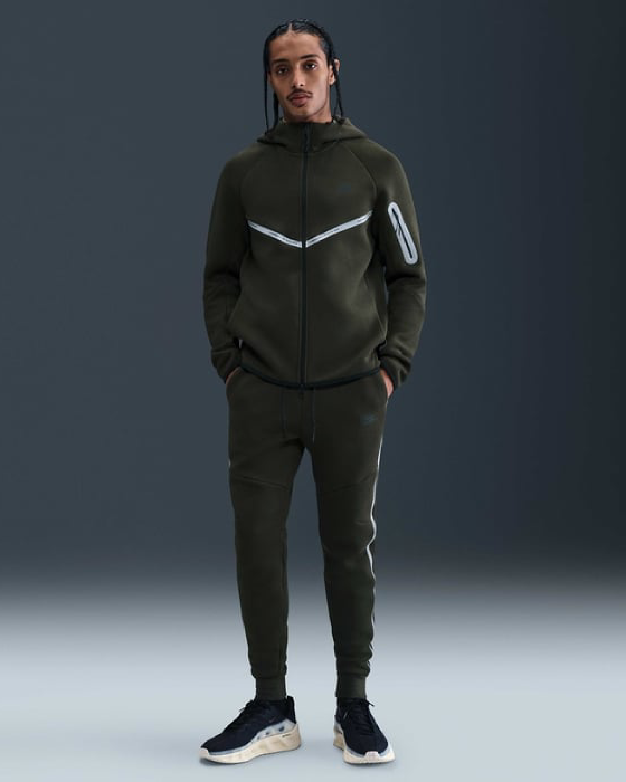 NIKE Tech Fleece Joggers Black White Reflective