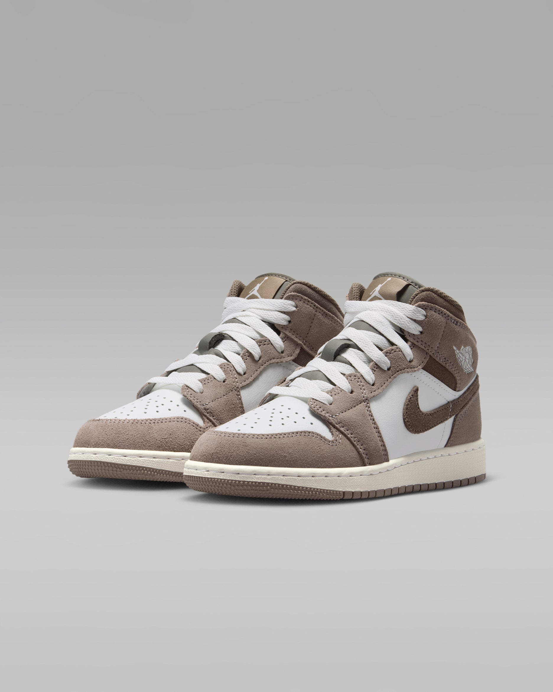 Air Jordan 1 Mid Olive Grey (GS)