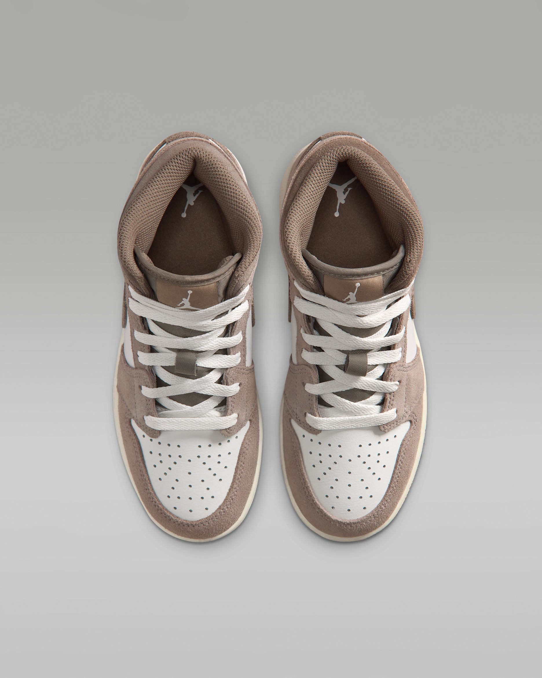 Air Jordan 1 Mid Olive Grey (GS)