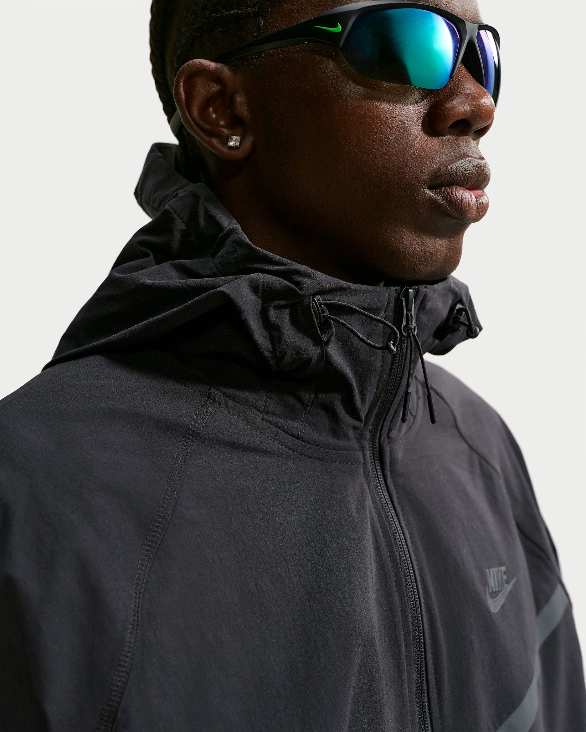 NIKE Tech Woven Windrunner Full-Zip Jacket BLACK