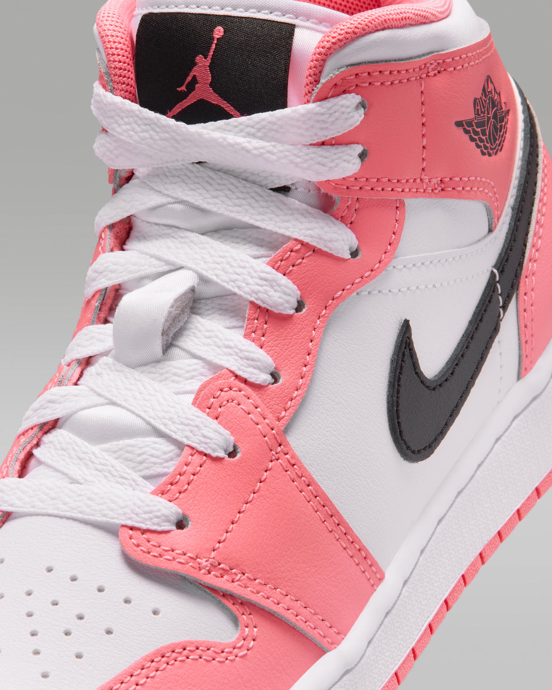 Jordan 1 Mid Pink Gaze (GS)