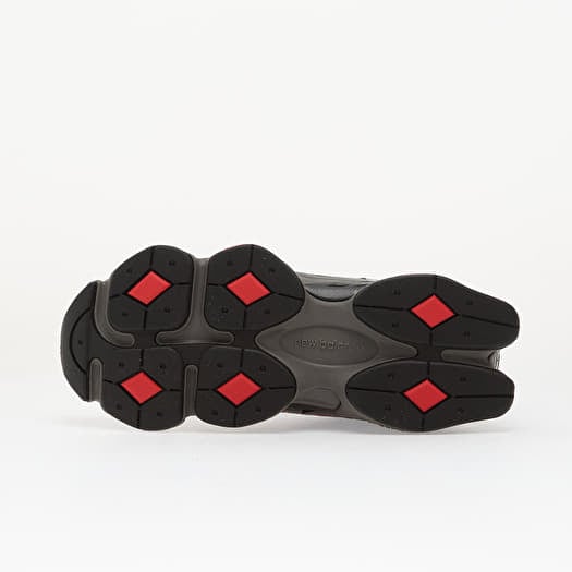 New Balance 9060 Black/Fire Cracker