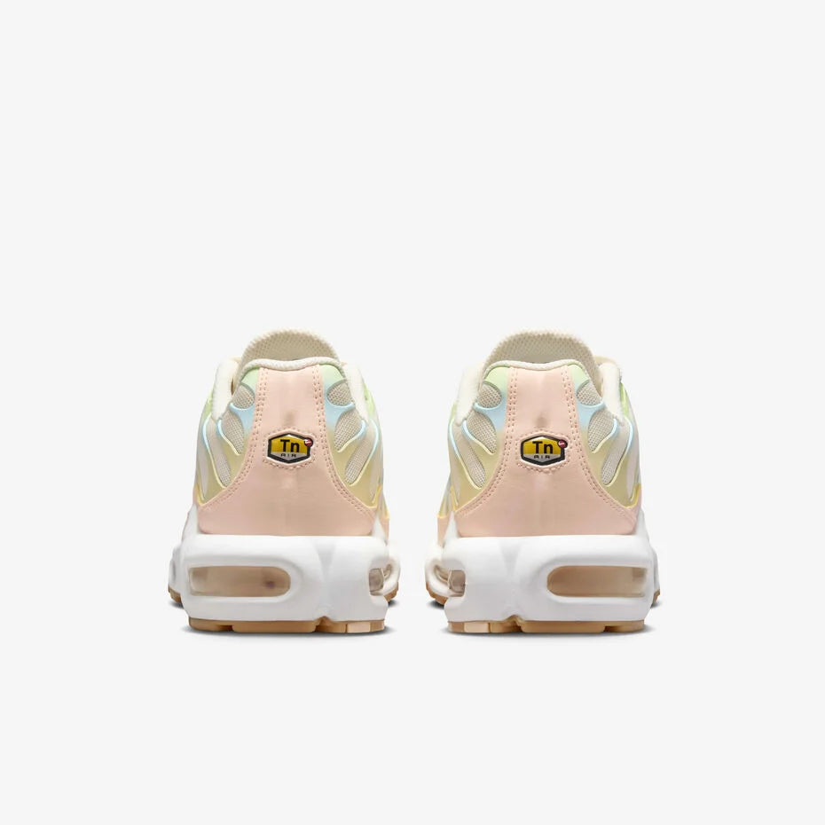 Nike Air Max Plus
Women's Shoes