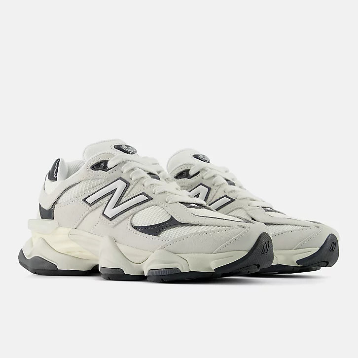 New Balance 9060 Driftwood Sea Salt