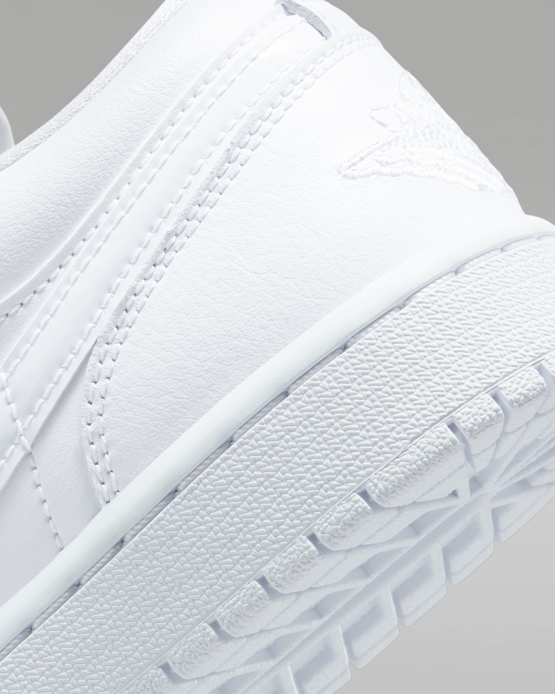 Jordan 1 Low Triple White (2022) (Women's)