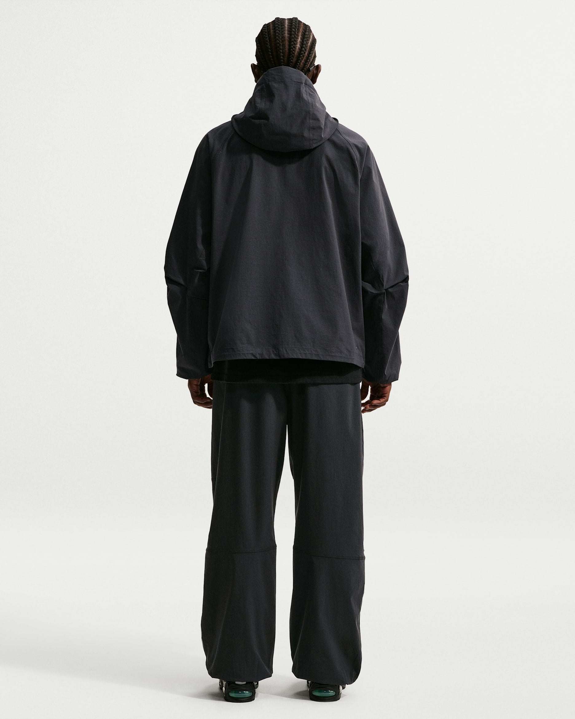 NIKE Tech Woven Windrunner Full-Zip Jacket BLACK