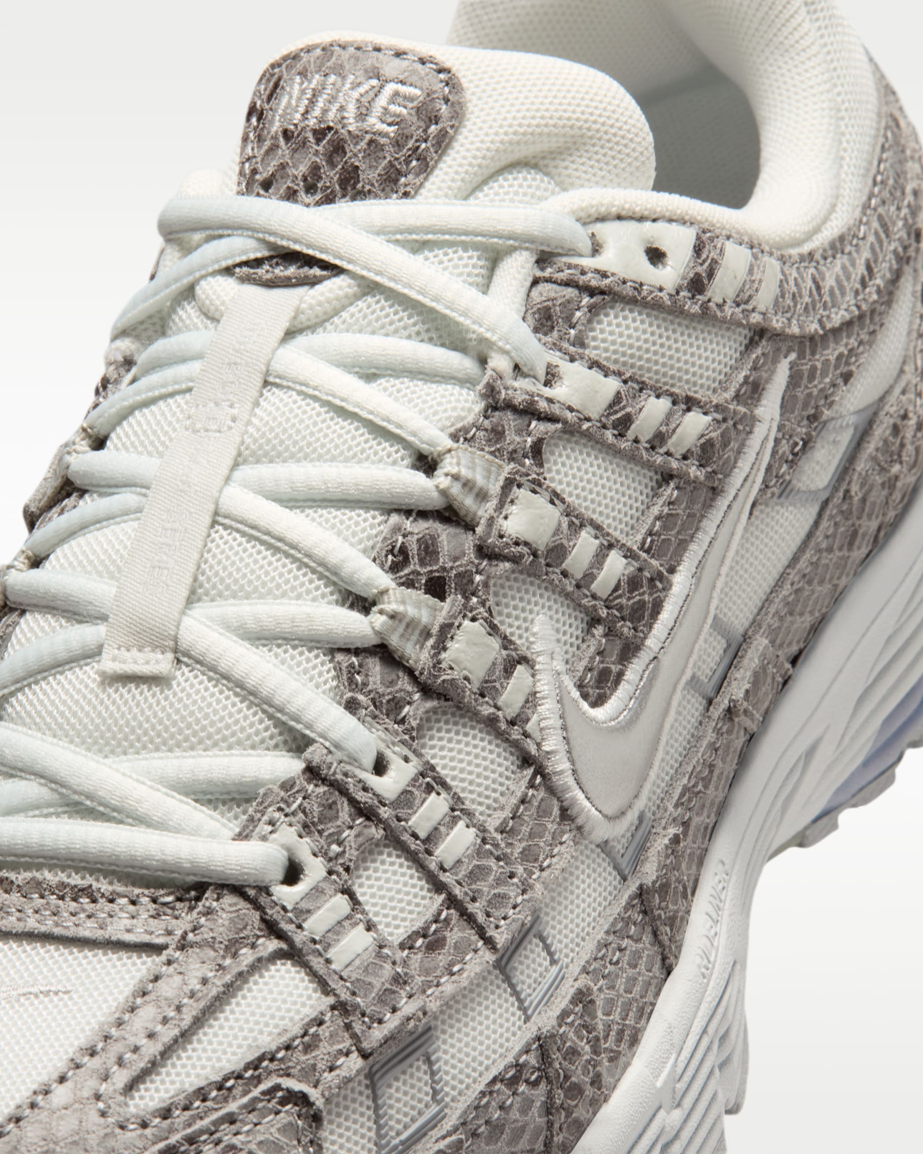 Nike P-6000 Se Light Bone/ Light Bone-Black (Women's)