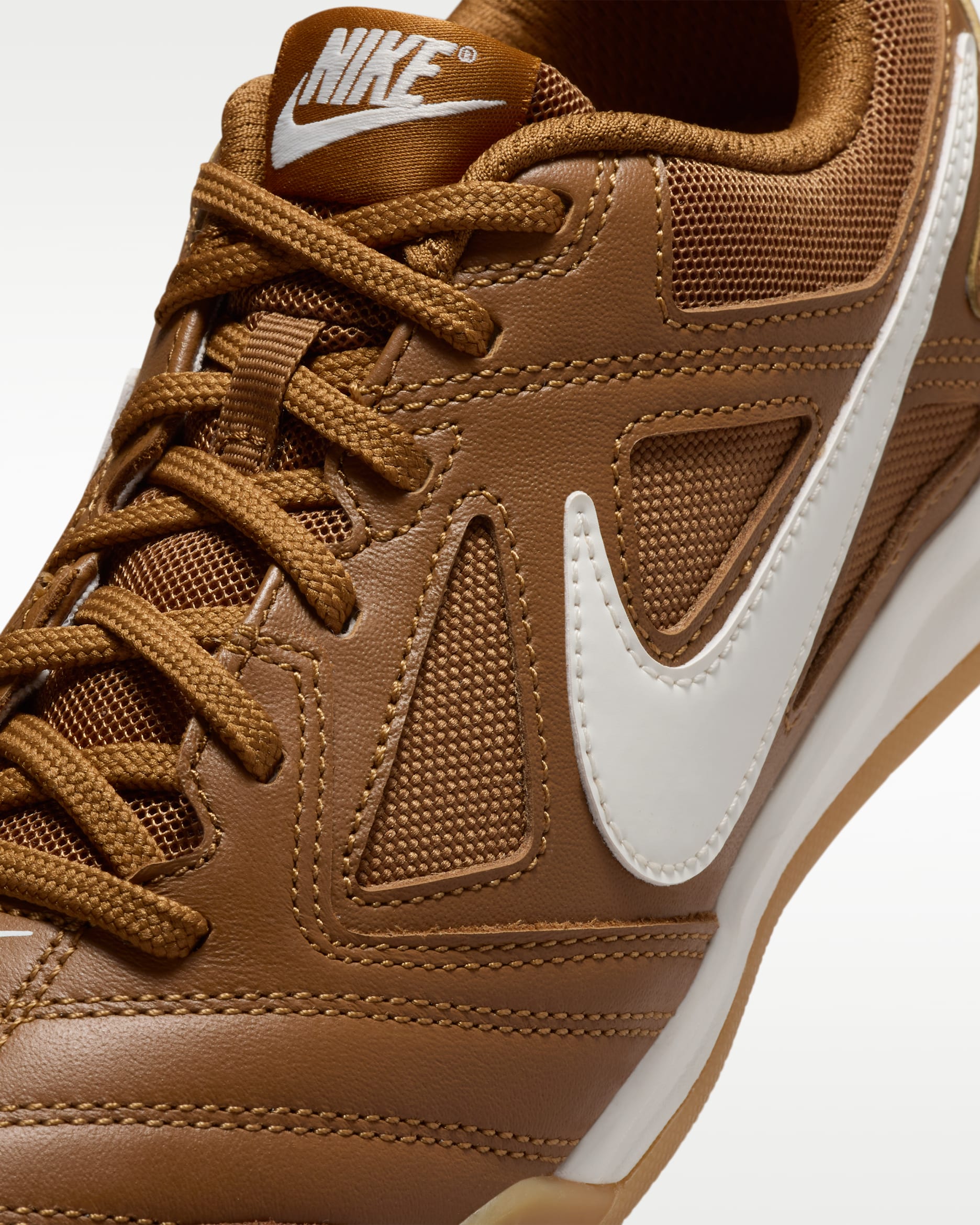 Nike Gato Light Brirish Tan Archaeo Brown