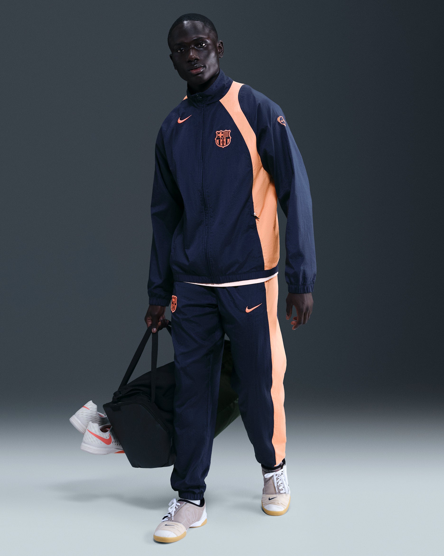 Nike FC Barcellona Men's Soccer Total 90 Soccer Tracksuit