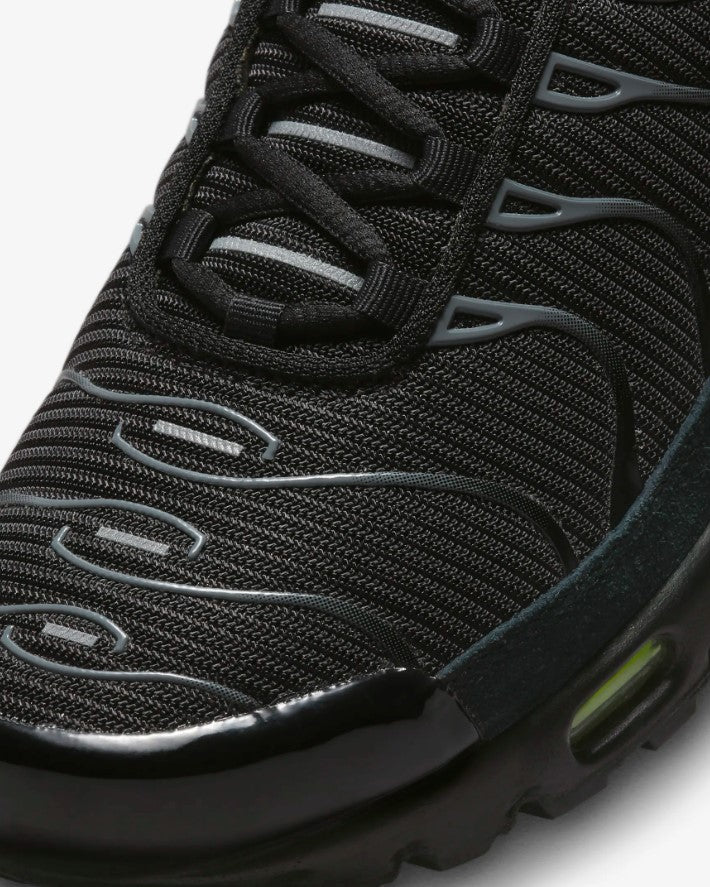Nike Air Max Plus Black/Black/Volt Ice (GS)
