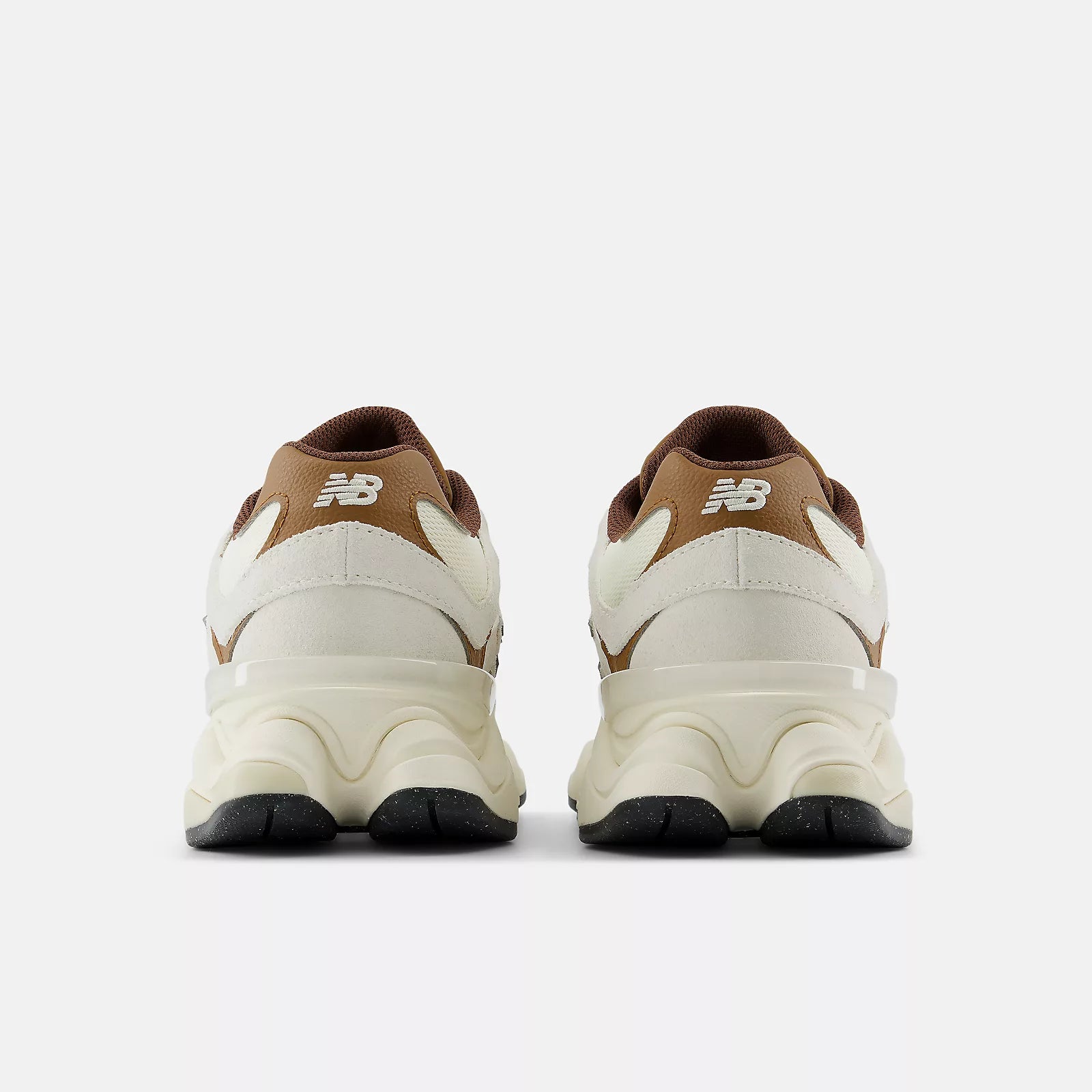 New Balance 9060 Breakfast Tea/Angora