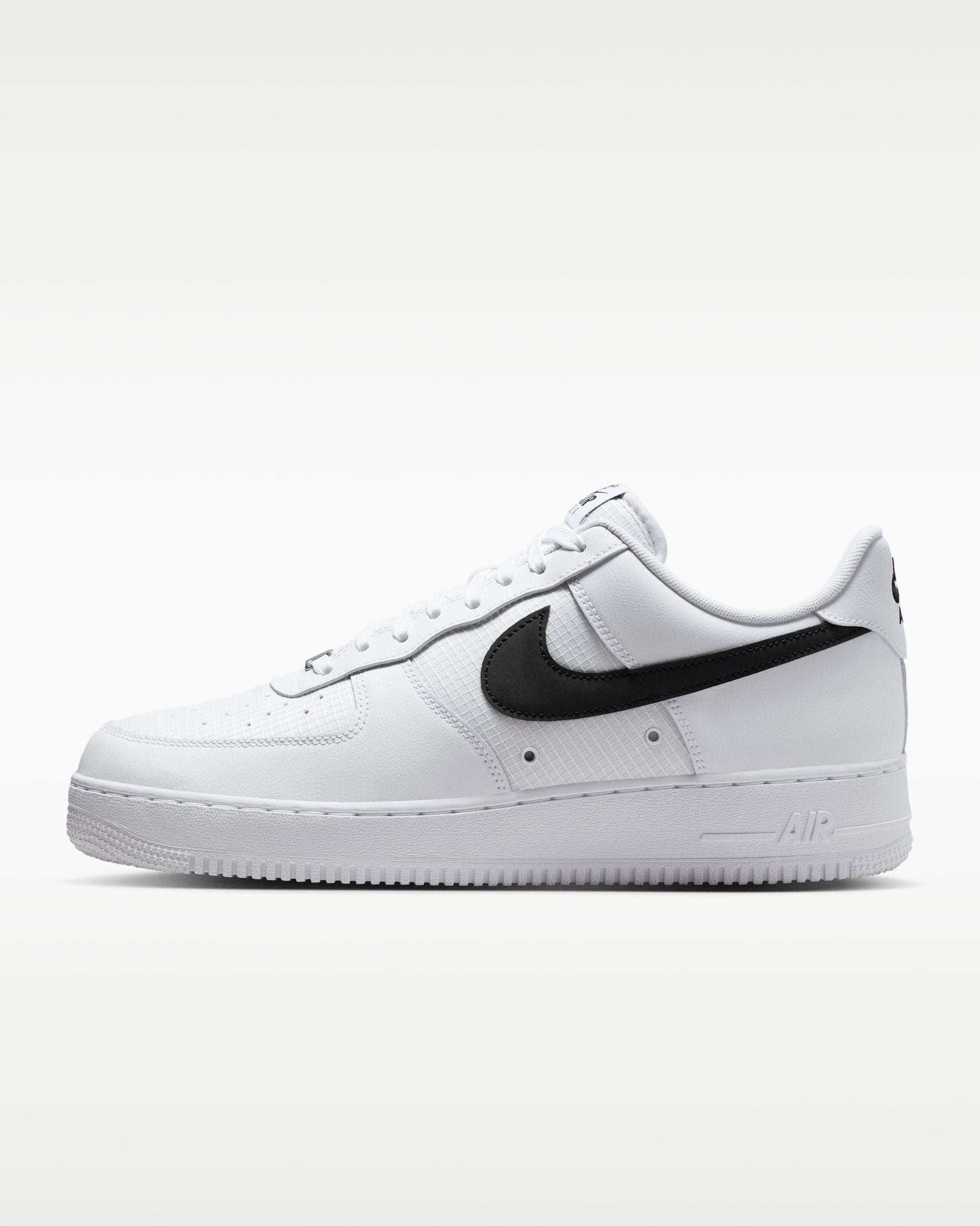 Nike Air Force 1 '07 LV8 Tech White