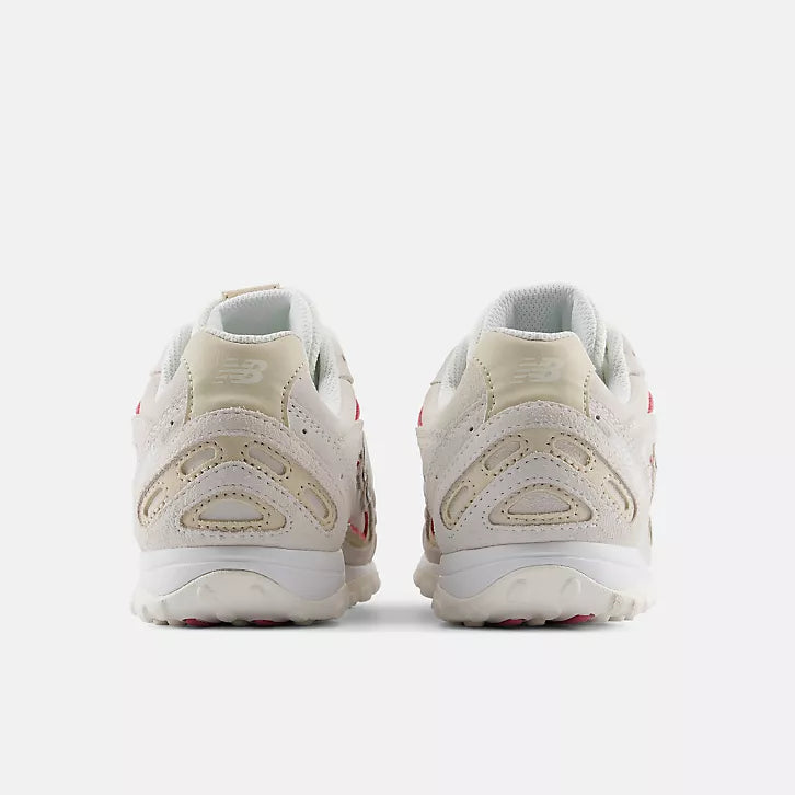 New Balance 204L Sea Salt Bone Pink Eraser