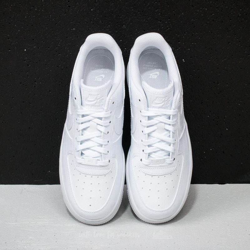 Nike Air Force 1 Low '01 Triple White