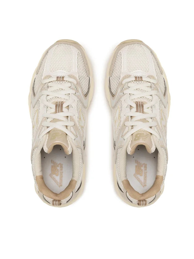 New Balance 530 Beige Angora