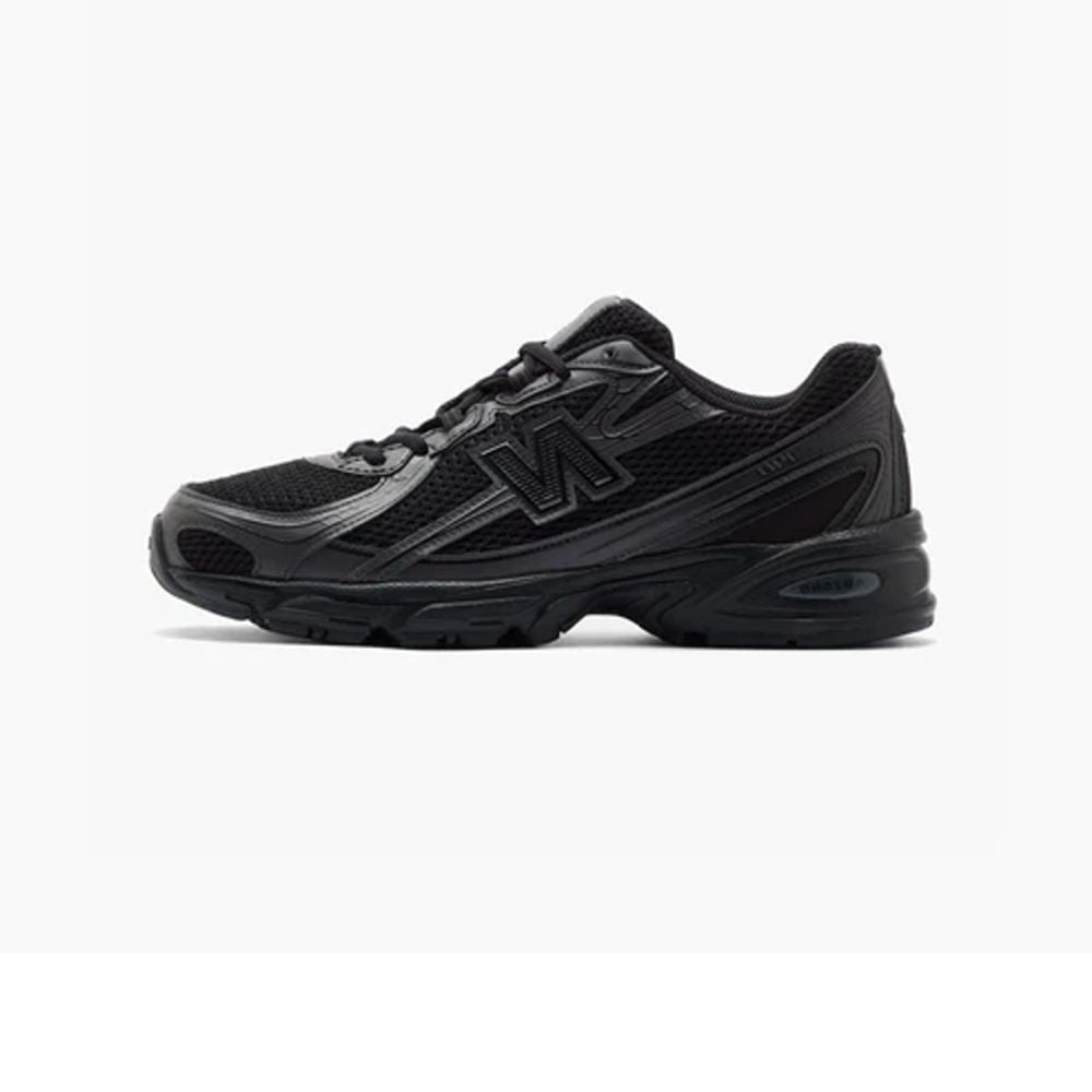 New Balance 740 Triple Black